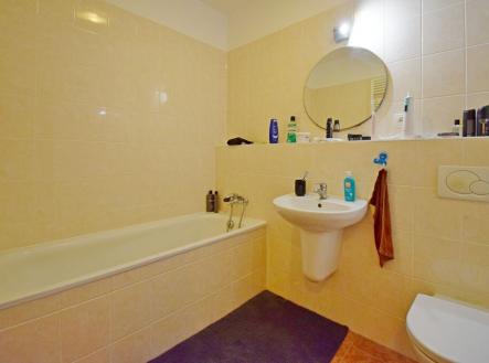 Pronájem bytu, 1+kk, 37 m²