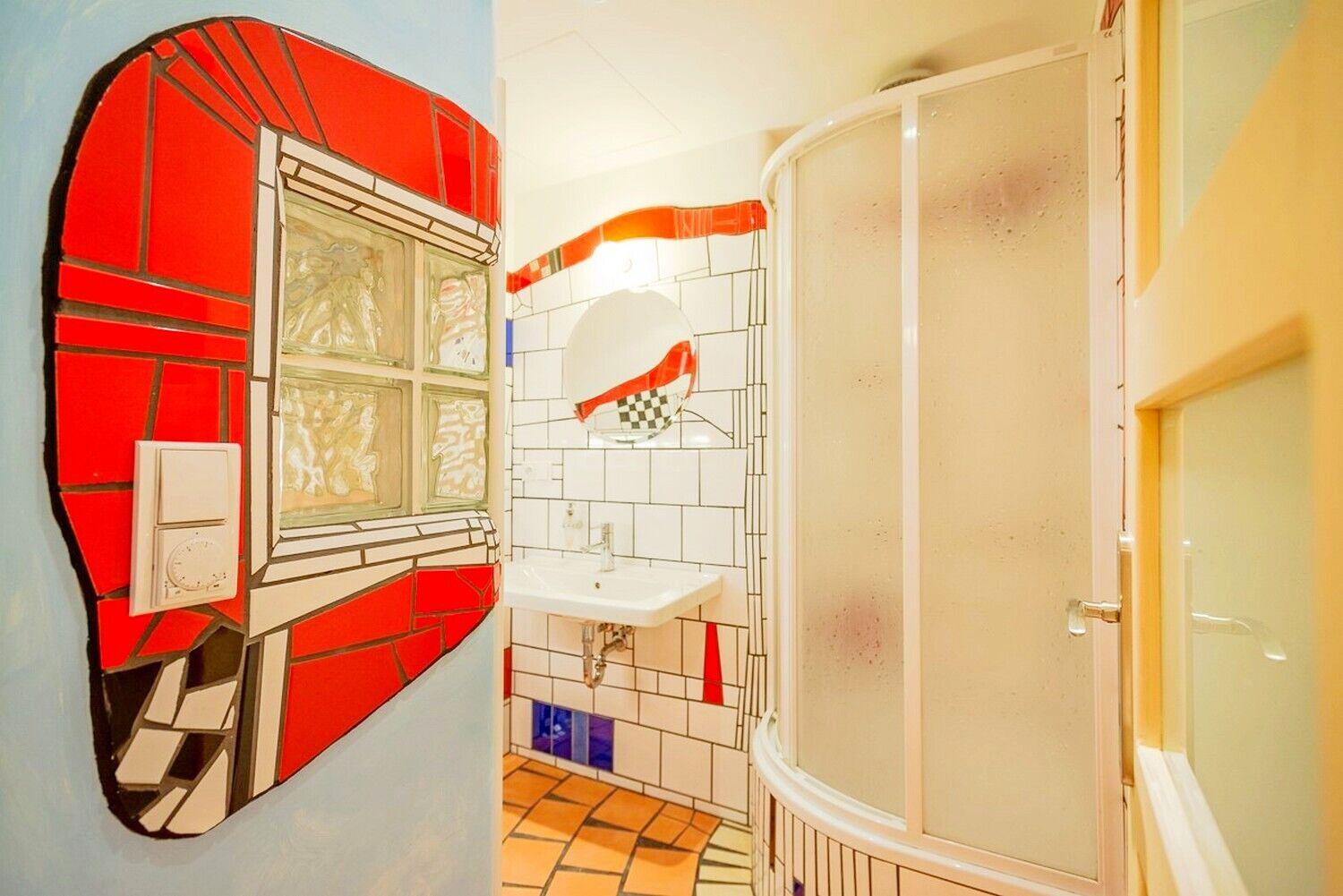 Nezařízený 1+kk, 38 m2 u metra Anděl, Praha 5 - Smíchov