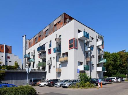 Pronájem - malý objekt/garáž