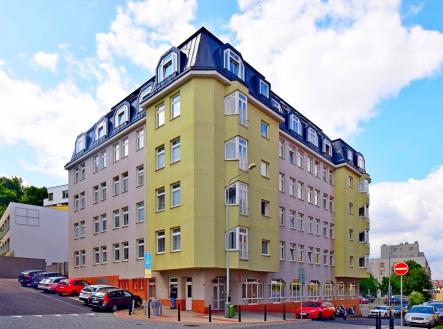 Pronájem - malý objekt/garáž