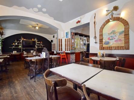 Pronájem - restaurace, 418 m²