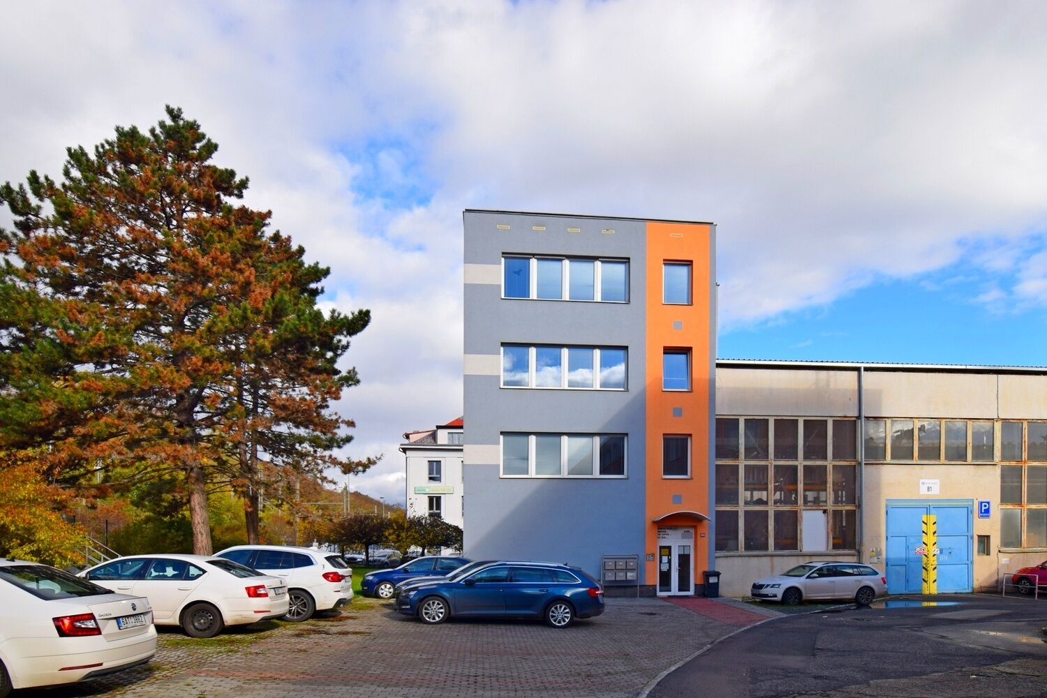 Nebytové prostory s příslušenstvím, 136 m2, Praha 5 - Radotín