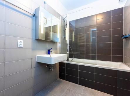 Pronájem bytu, 2+kk, 60 m²