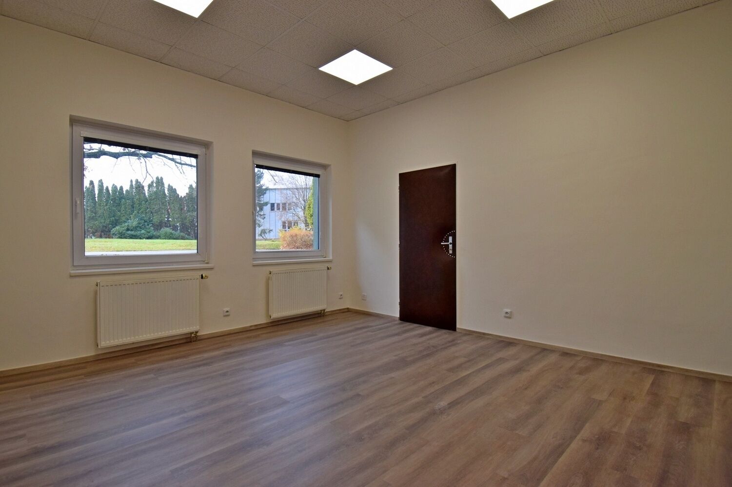 Kancelářské prostory s příslušenstvím, 143 m2, Praha 6 - Řepy