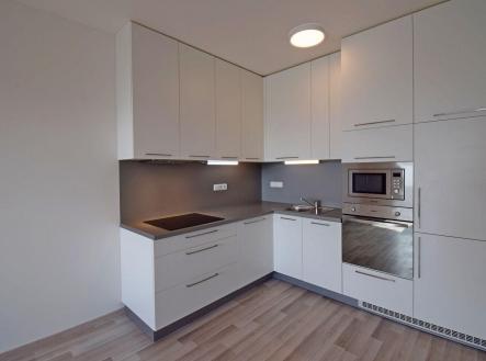 Pronájem bytu, 1+kk, 36 m²