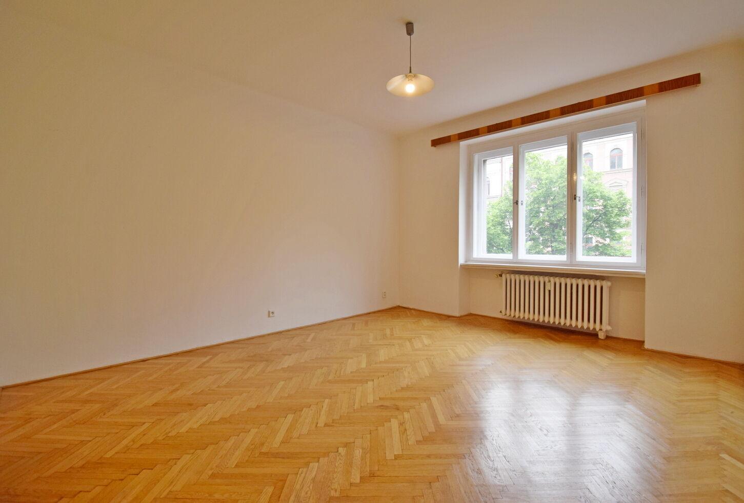Prostorný 2+kk 52 m2, Praha 2 Vinohrady