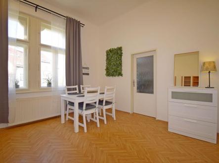 Pronájem bytu, 1+1, 47 m²