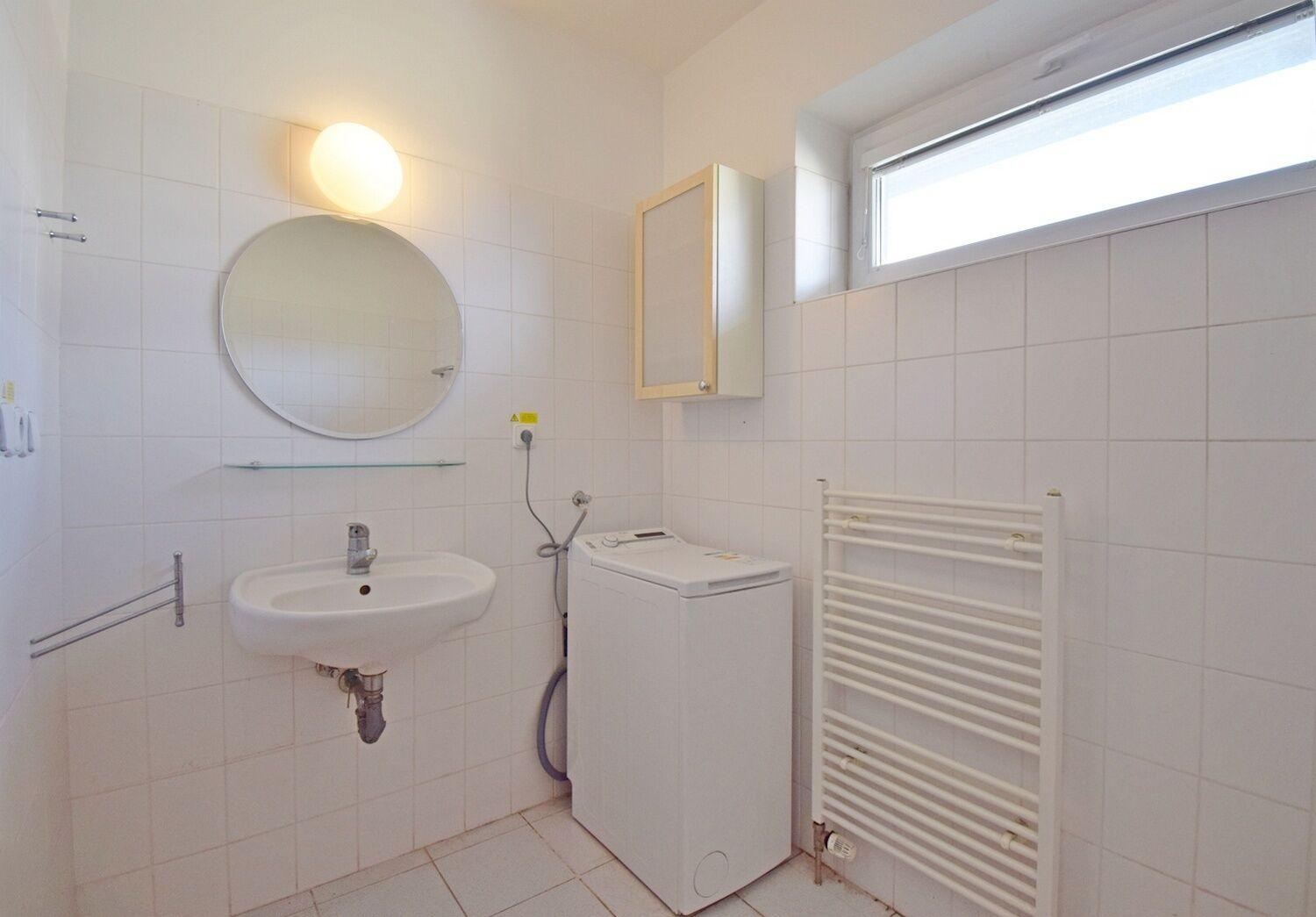 Prostorný 1+kk s balkonem 36 m2 v novostavbě, Praha 8 - Troja