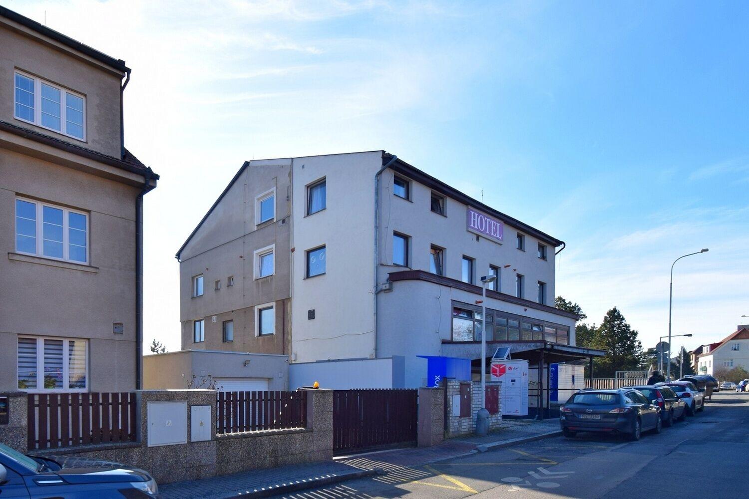 Útulný apartmán 15 m2, Praha 6 – Břevnov