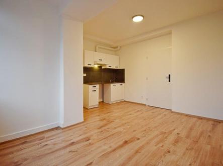 Pronájem bytu, 1+kk, 21 m²