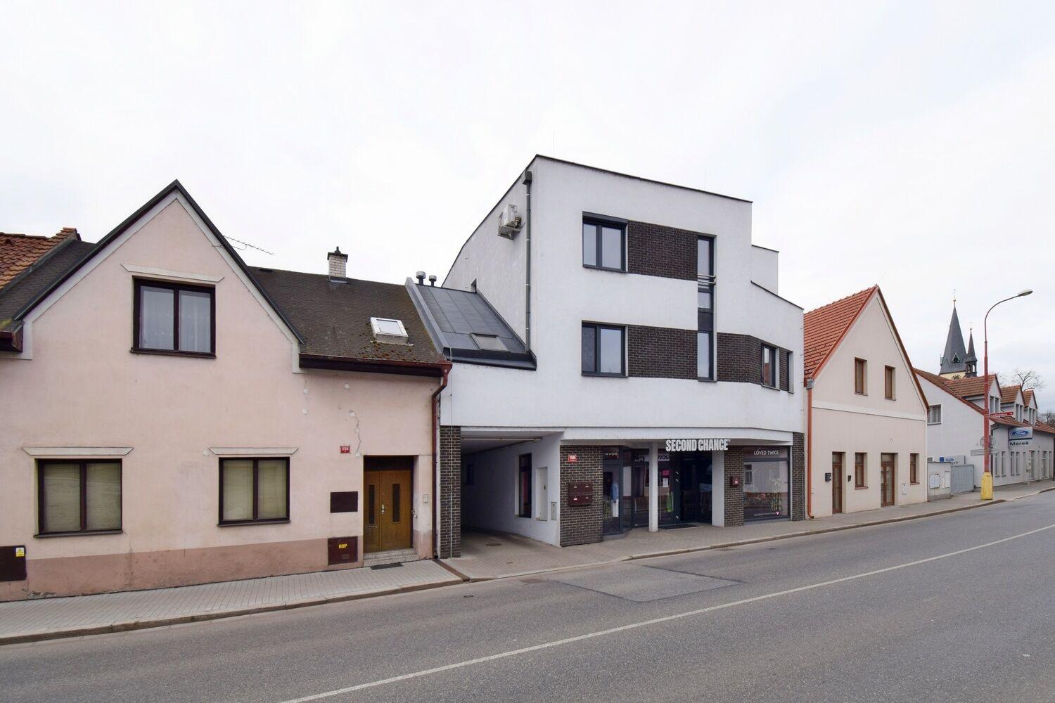 Obchodní prostory 88 m2 v novostavbě, Poděbrady