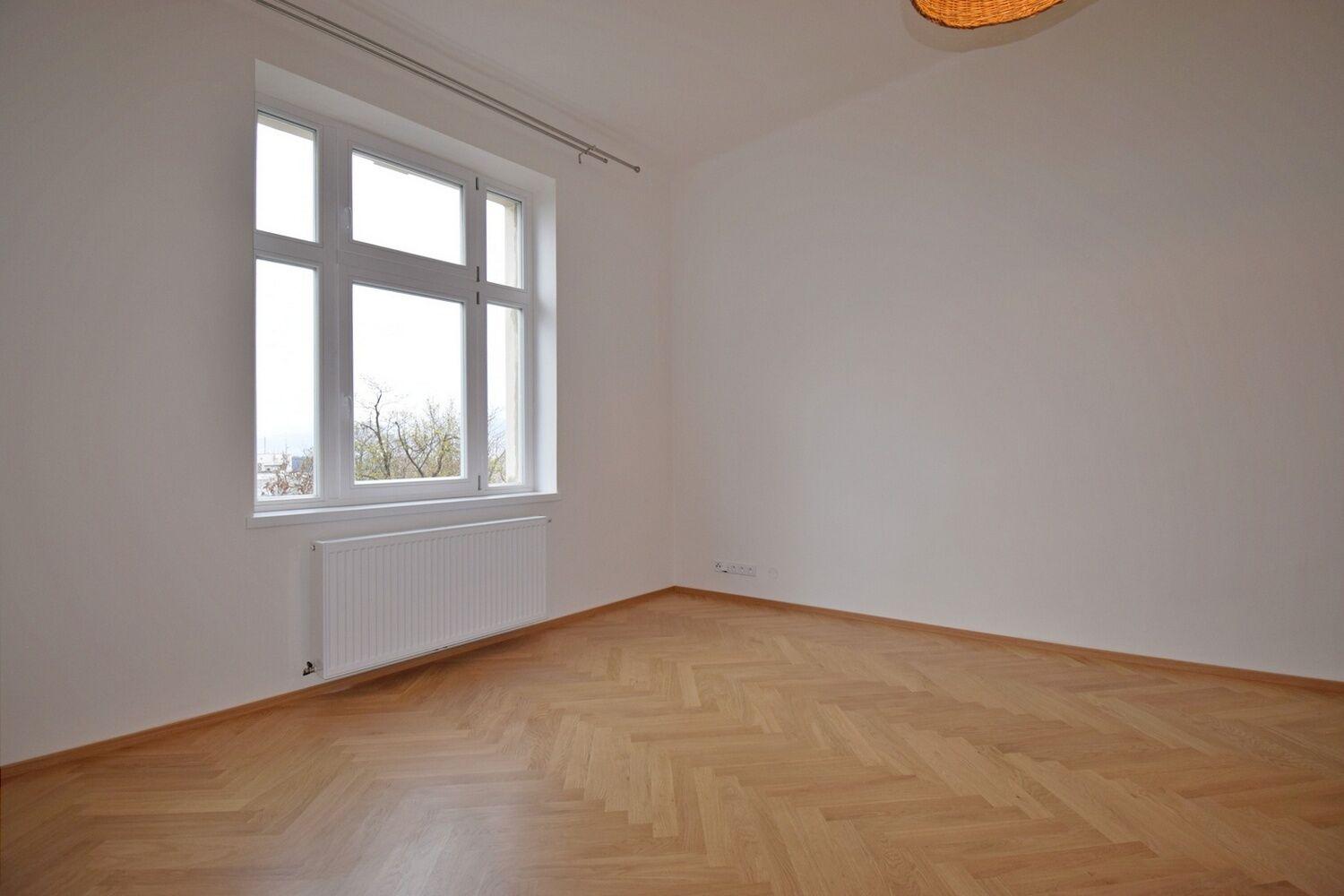 Krásný 2+kk 51 m2 přímo u Riegrových sadů, Praha 2 - Vinohrady