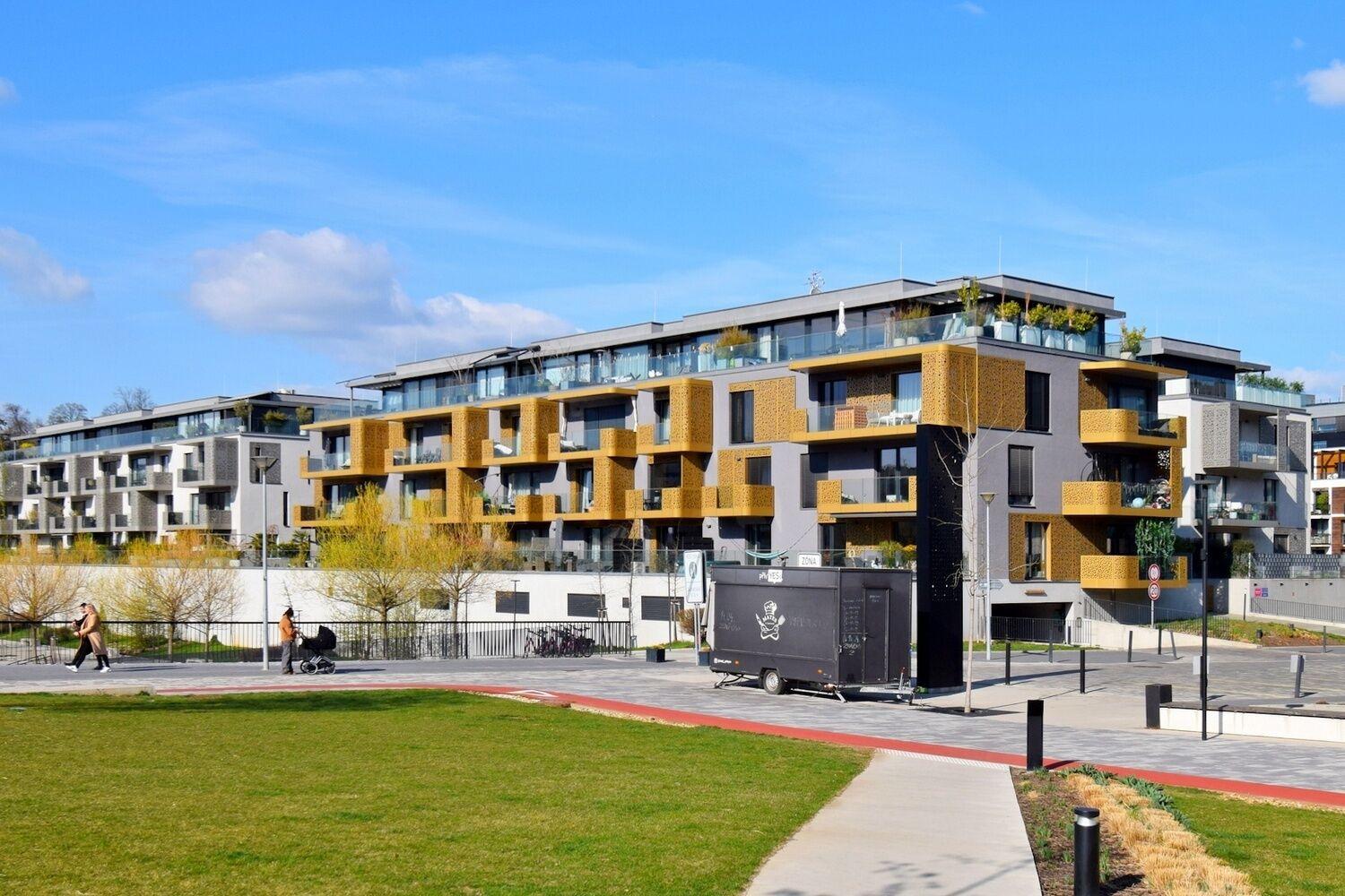 Sklepní prostor u metra Palmovka, Praha 8 - Libeň