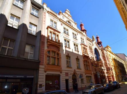 Pronájem bytu, 3+kk, 97 m²