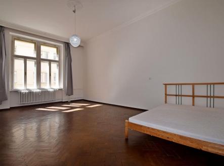 Pronájem bytu, 3+kk, 97 m²