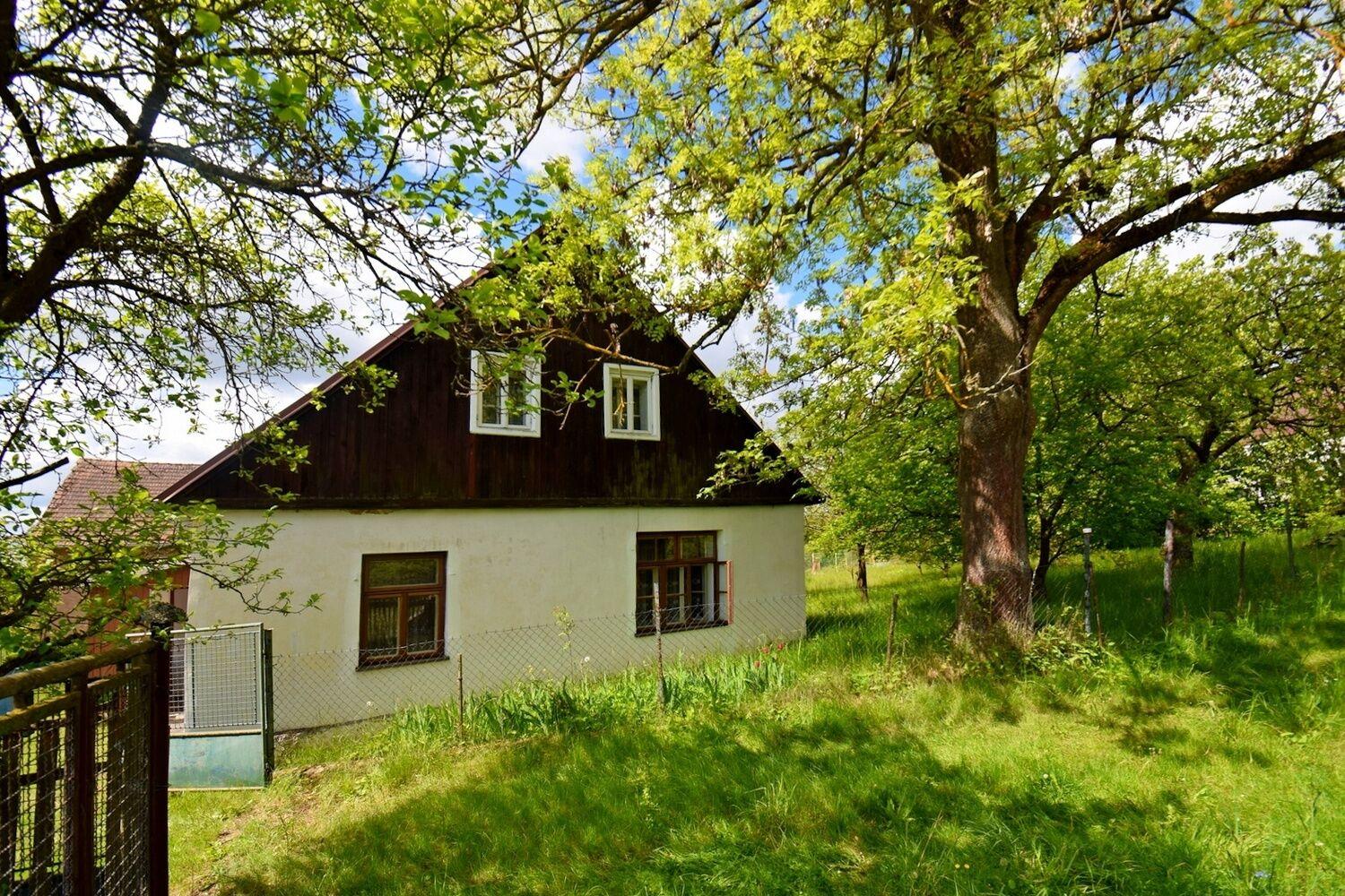 Rodinný dům 3+1, 100 m2, pozemek 1222 m2, Ošelín