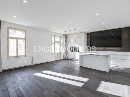 Pronájem bytu, 4+kk, 163 m² obrázek