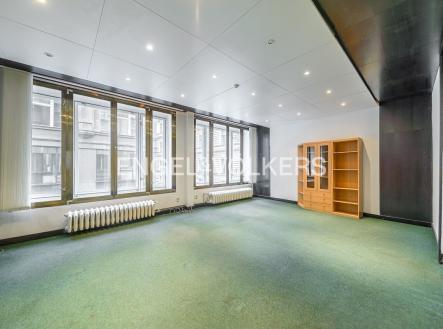 Pronájem - kanceláře, 125 m²