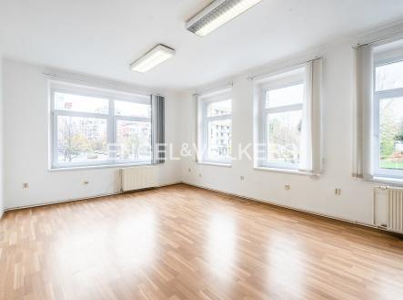 3DSC_4828-HDR_web | Pronájem - kanceláře, 144 m²