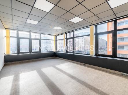 Pronájem - kanceláře, 93 m² obrázek