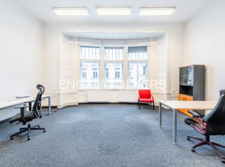Pronájem - kanceláře, 131 m² obrázek