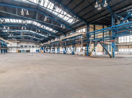 Pronájem - komerční objekt, sklad, 2 451 m² obrázek