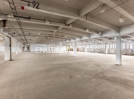 Pronájem - komerční objekt, sklad, 24 288 m²
