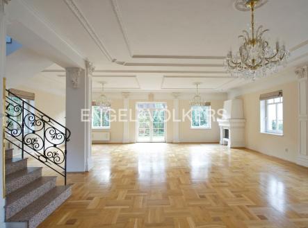 1_PEG_7790 | Pronájem - dům/vila, 338 m²