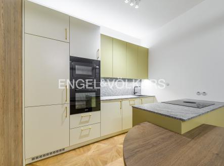 3 | Pronájem bytu, 2+kk, 44 m²