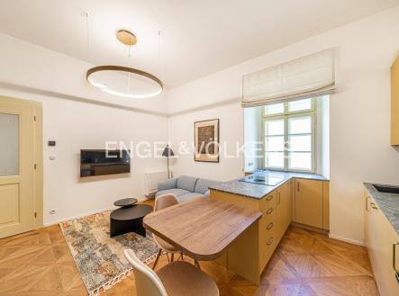 Pronájem bytu, 2+kk, 39 m² obrázek