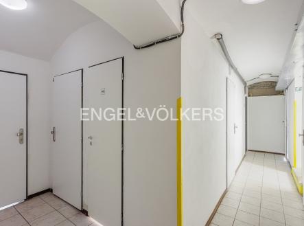 _B8U9158-Enhanced-NR_web | Pronájem - komerční objekt, sklad, 31 m²