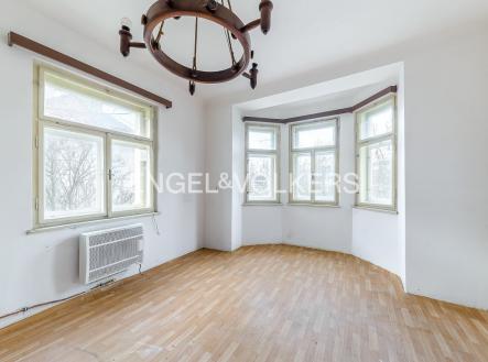 2 | Prodej - dům/vila, 301 m²