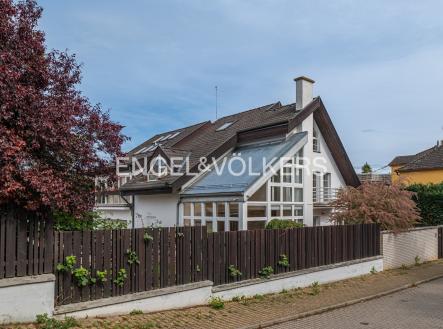 P1011753 | Pronájem - kanceláře, 83 m²