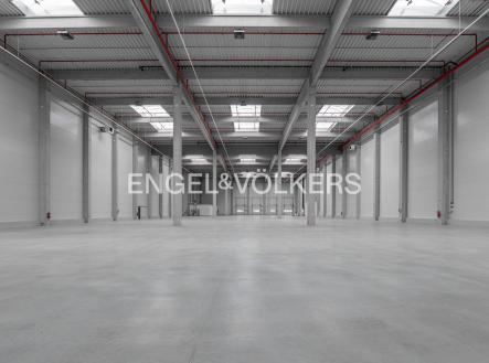 3 | Pronájem - komerční objekt, sklad, 4 200 m²