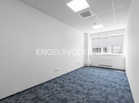 4 | Pronájem - komerční objekt, sklad, 4 200 m²