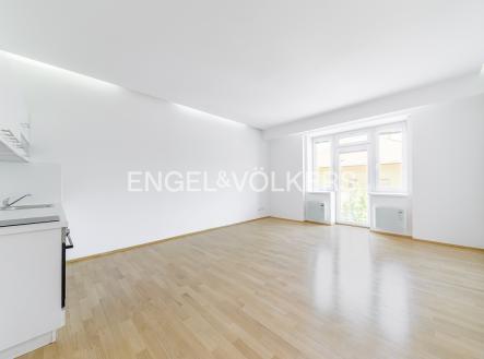 2 | Pronájem bytu, 1+kk, 38 m²