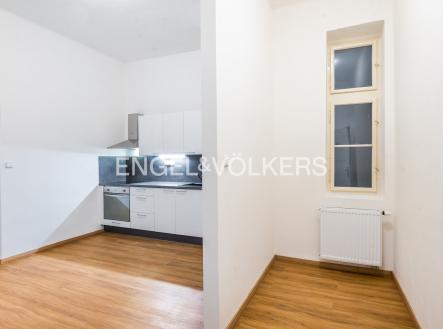 3 | Pronájem bytu, 2+kk, 41 m²