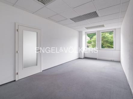 4 | Pronájem - kanceláře, 40 m²