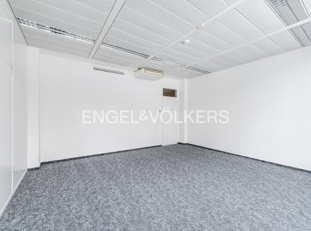 3 | Pronájem - kanceláře, 34 m²