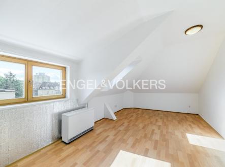 3 | Pronájem bytu, 1+kk, 34 m²