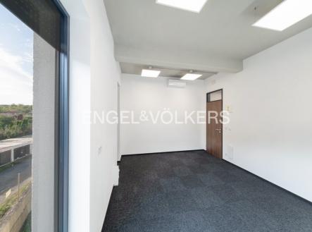 4 | Pronájem - kanceláře, 24 m²