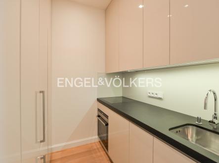 PEG_6014 | Pronájem bytu, 3+kk, 93 m²