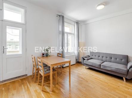 2 | Pronájem bytu, 2+kk, 40 m²