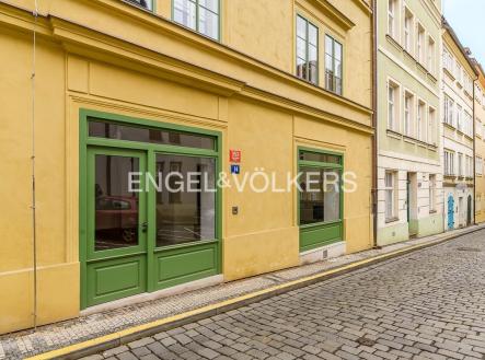 Pronájem - obchodní prostor, 98 m² obrázek