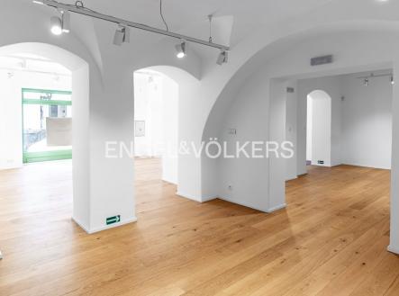 3 | Pronájem - obchodní prostor, 98 m²