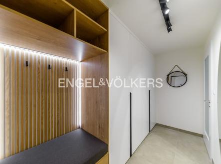 6 | Pronájem bytu, 2+kk, 66 m²