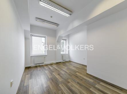 Pronájem - kanceláře, 19 m² obrázek