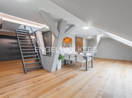 4 | Pronájem bytu, 4+kk, 135 m²