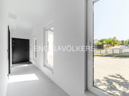 4 (5) | Prodej bytu, 2+kk, 48 m²