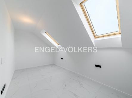 4 (5) | Prodej bytu, 2+kk, 59 m²
